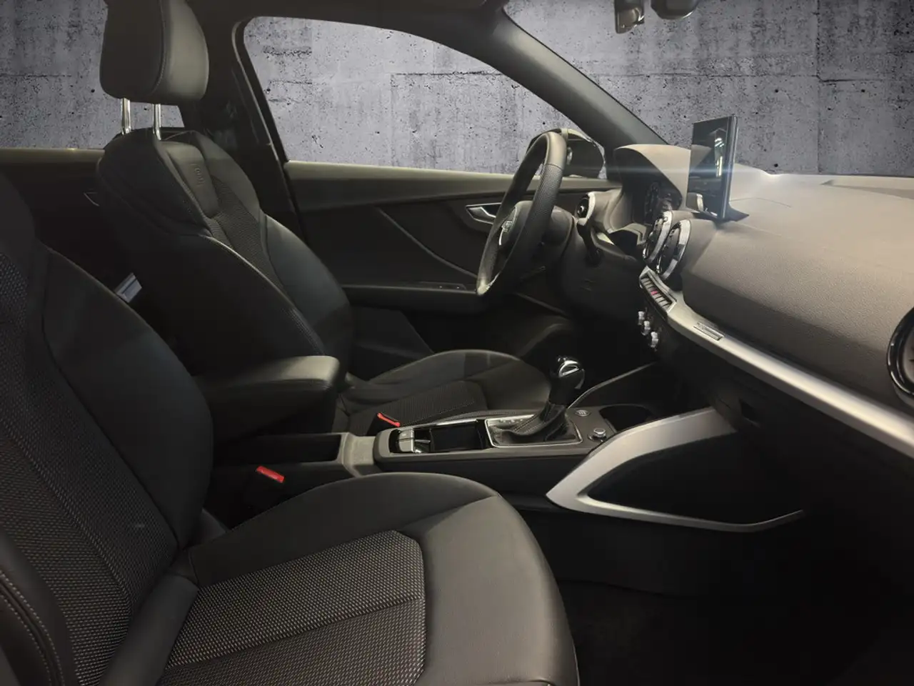 Audi Q2 35 TFSI S line S tronic LED+Optikpak. schwarz — معرض صور السيارة 10