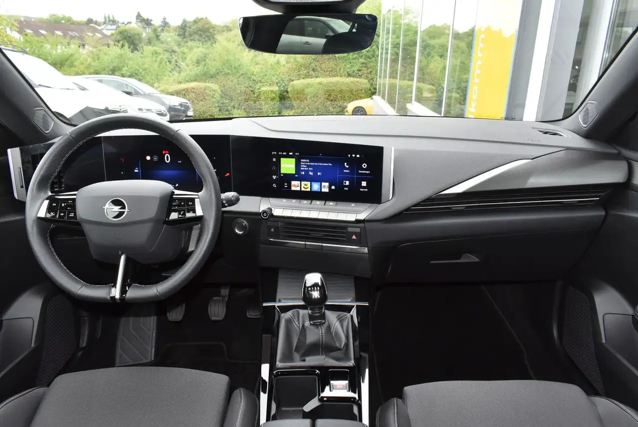 Opel Astra L Sports Tourer GS * AHK * Matrix * — معرض صور السيارة 16