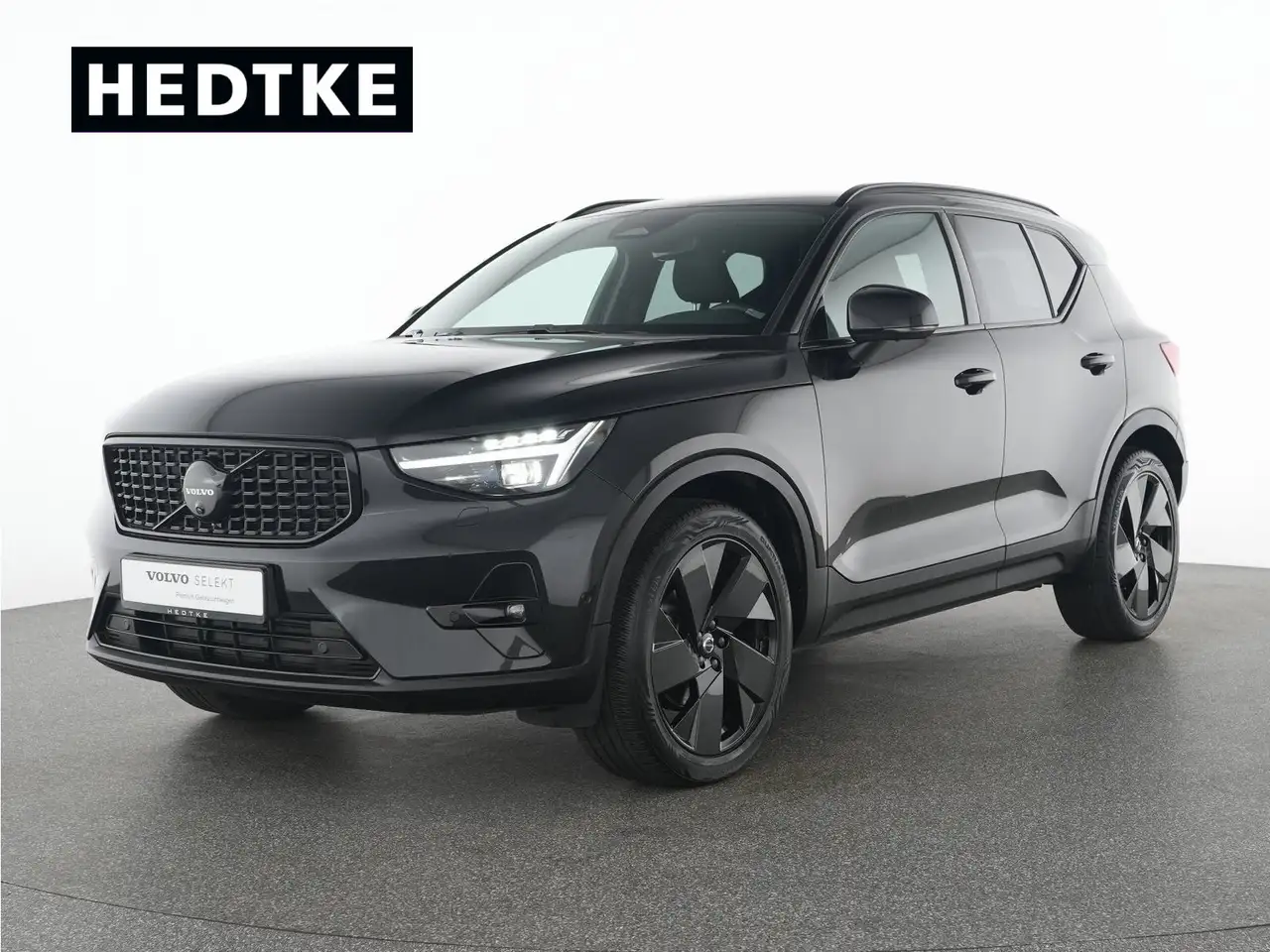 Volvo XC40 B3 Plus Black Edition PIXEL-LED*360°ACC*H&K — Weiterstadt