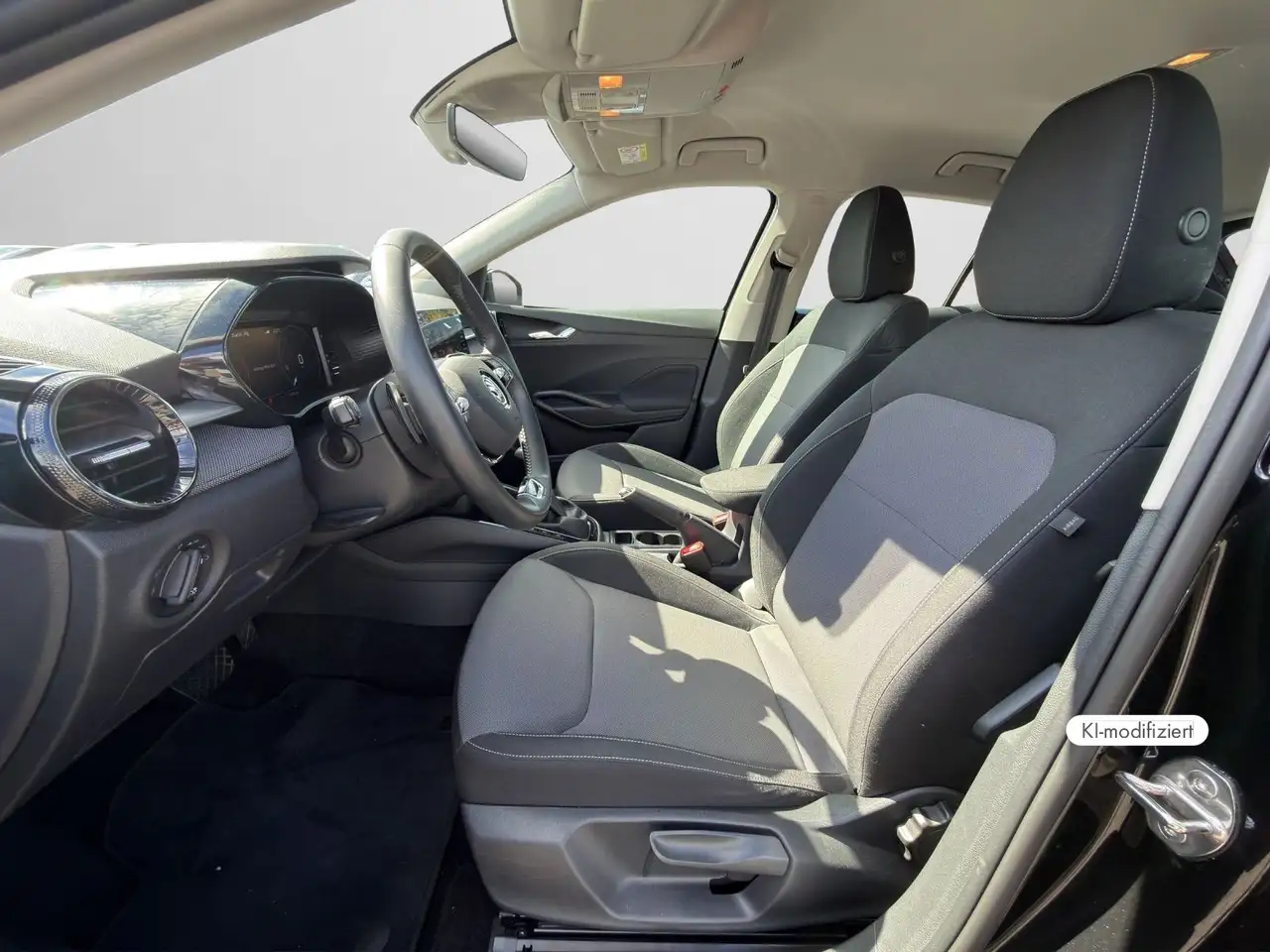 Skoda Fabia AMBITION 1.5 TSI DSG NAVI RFK APP SHZ LED — Galerie du véhicule 12