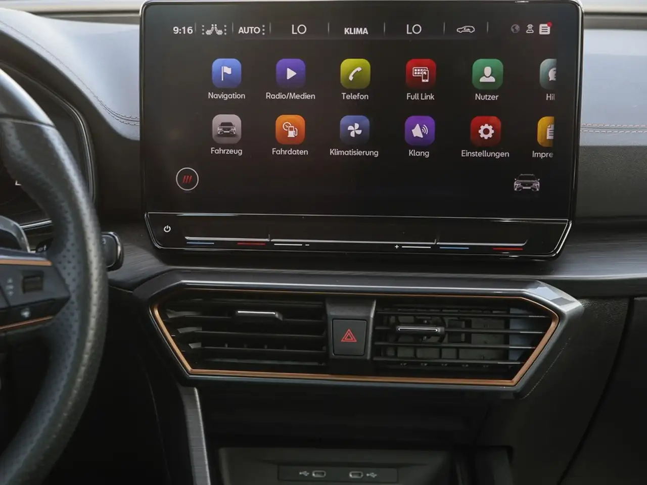 CUPRA Formentor 2.0 TSI DSG VZ 4Drive Navi/RFK — Vehicle gallery 12