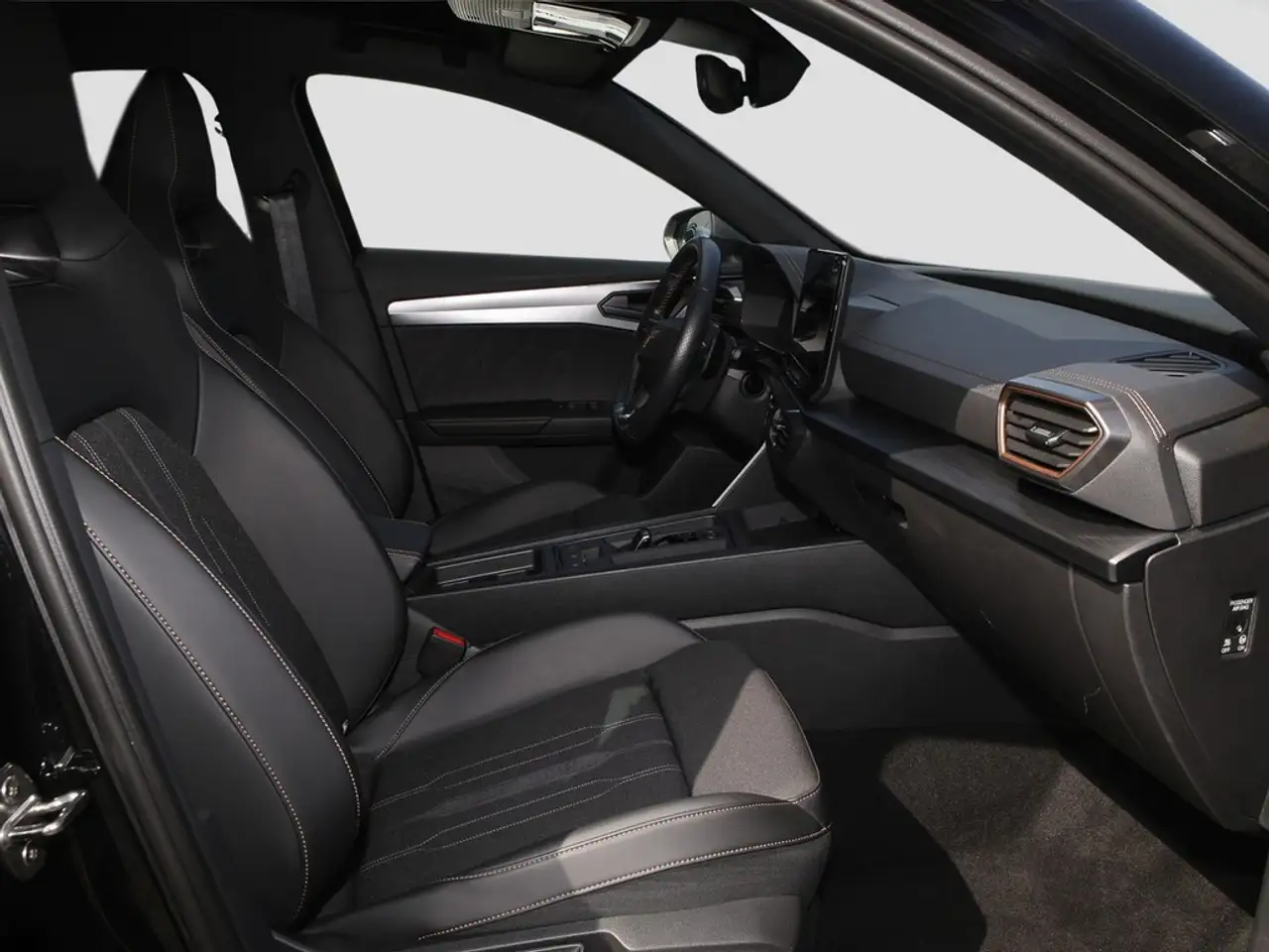 CUPRA Formentor 2.0 TSI DSG VZ 4Drive Navi/RFK — Vehicle gallery 7