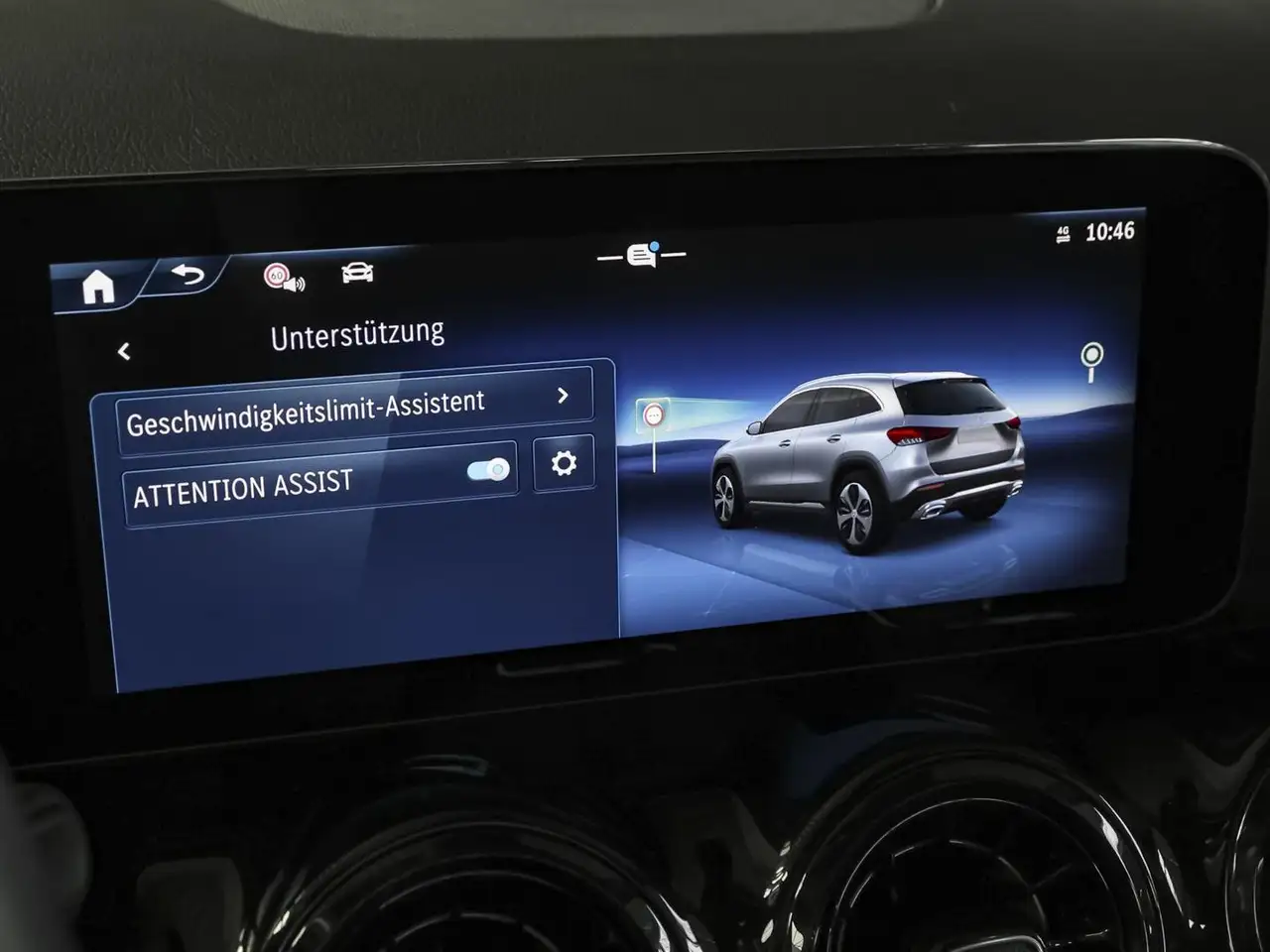 Mercedes-Benz GLA 200 Rückfahrkamera Sitzheizung MBUX-Navi LED — معرض صور السيارة 16