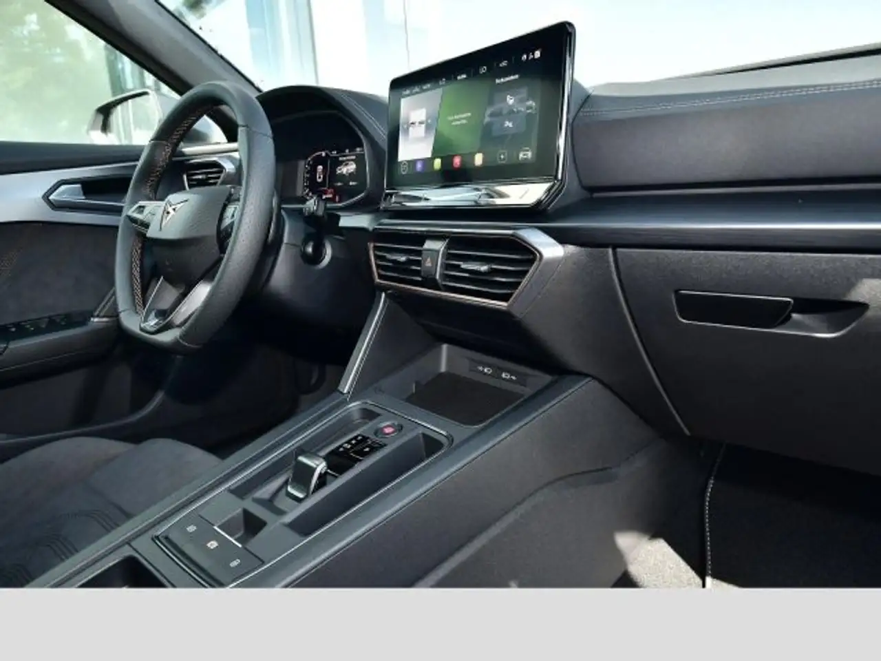 CUPRA Formentor 1.5 TSI DSG Tribe Edition LED SHZ ACC — Galería del vehículo 5