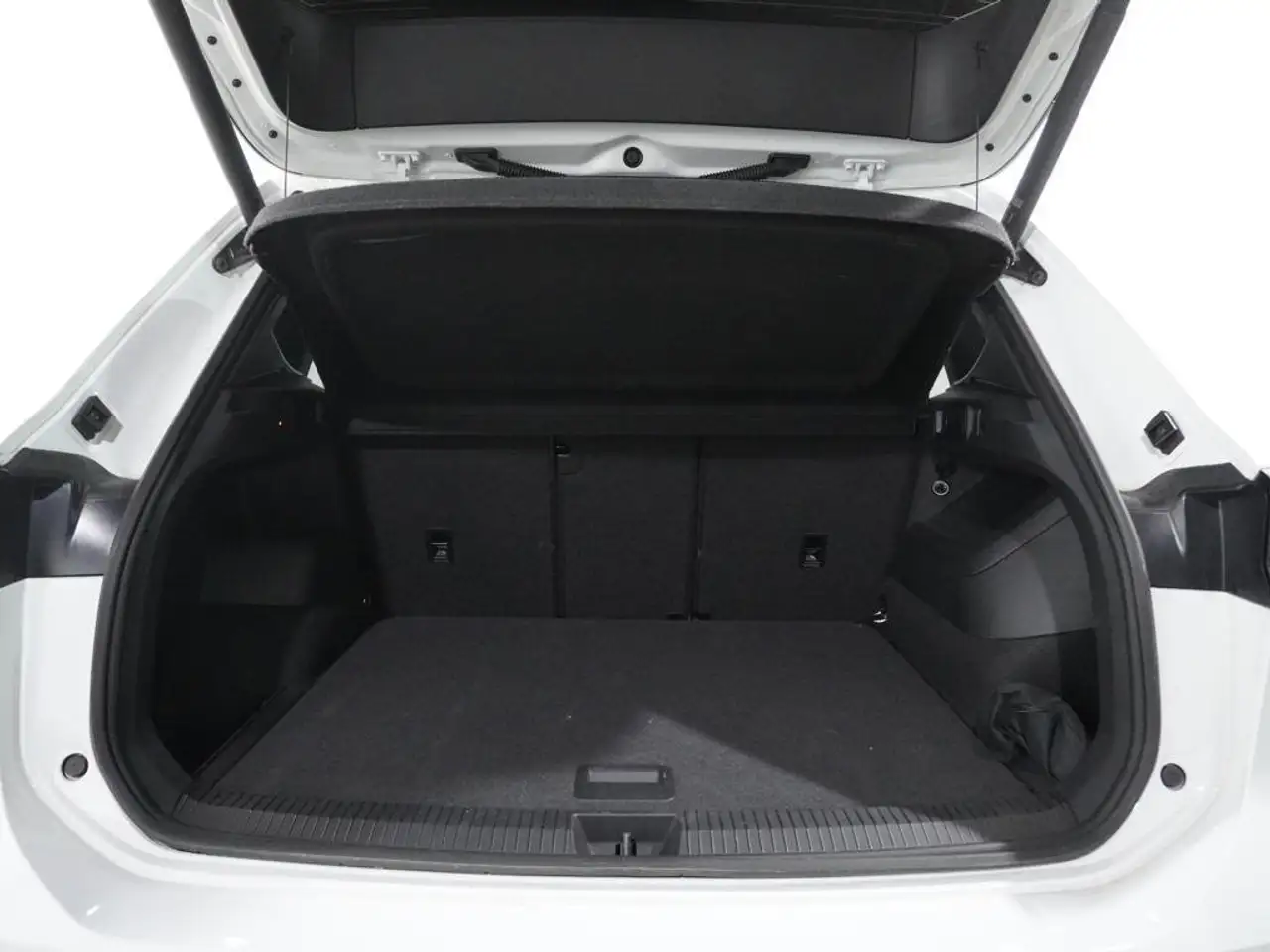Volkswagen Tiguan 2.0TDI R-Line 4Motion DSG 142kW — Vehicle gallery 7
