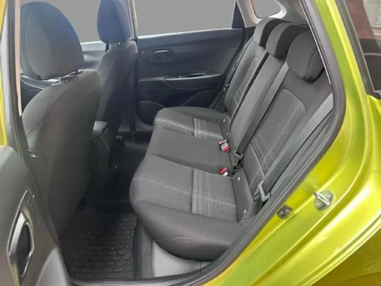 Hyundai i20 FL 1.0 T-GDi 73,5 kW (100 CV) MT6 2WD Smart MY25 — معرض صور السيارة 4