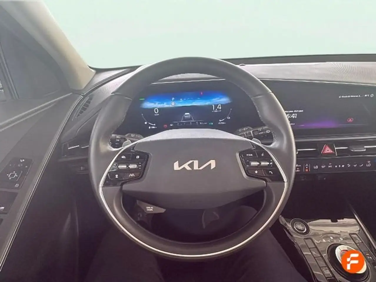 Kia Niro 1.6 HEV Drive — Vehicle gallery 12