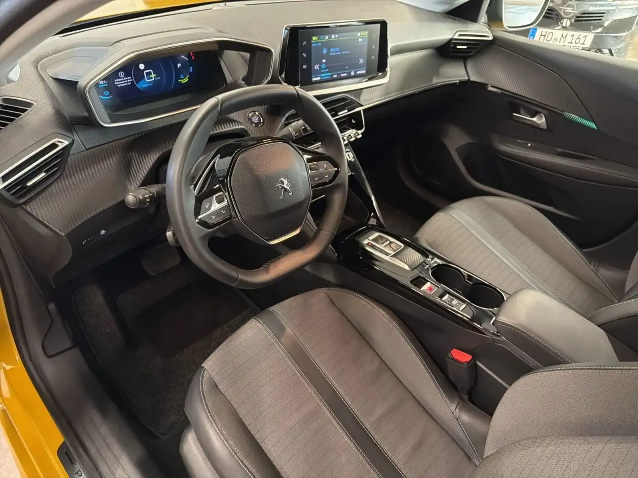 Peugeot 208 Allure+ Elektromotor 136 — Galerie du véhicule 11