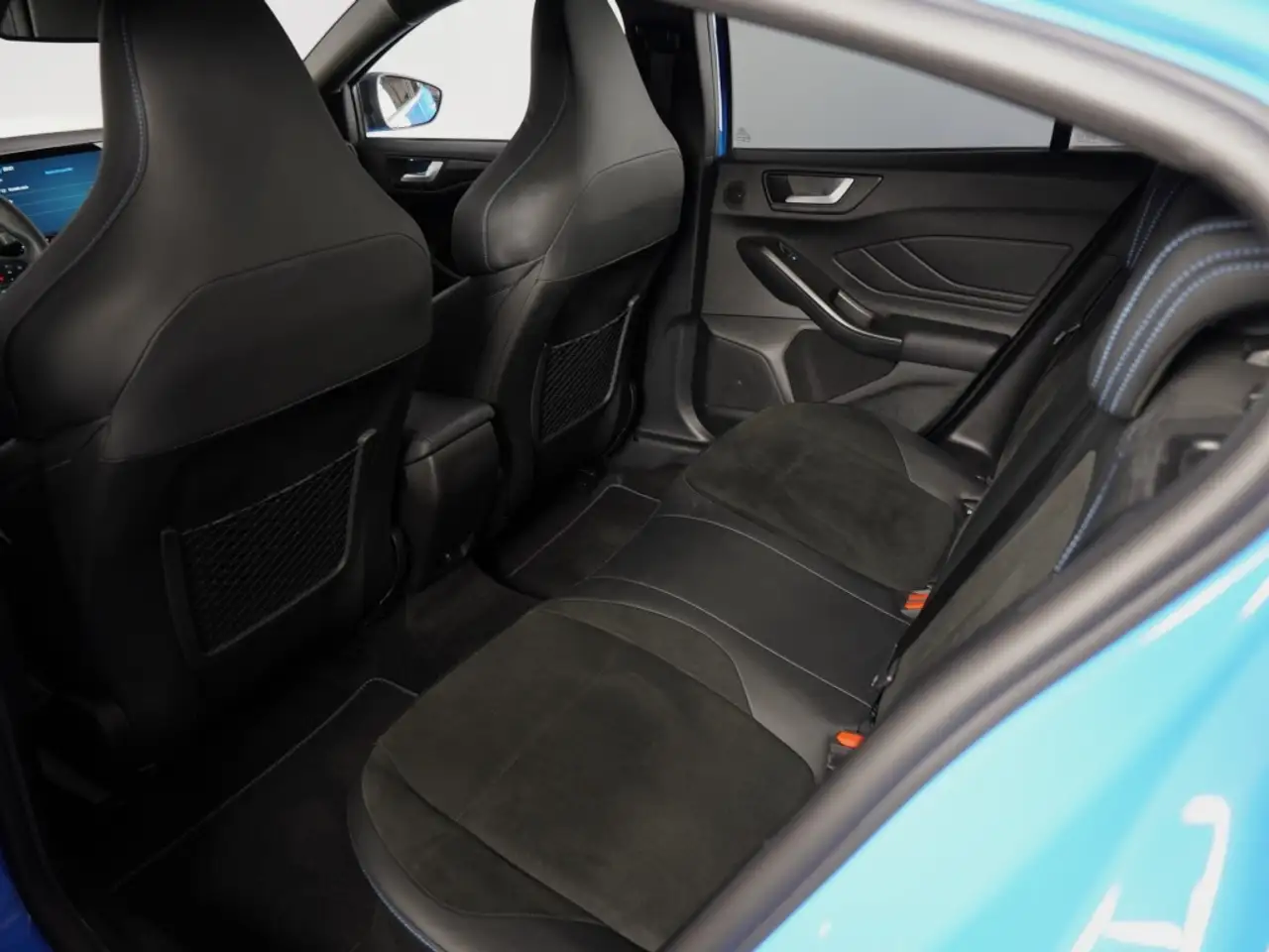 Ford Focus 2.3 Ecoboost ST Edition — Galerie du véhicule 13