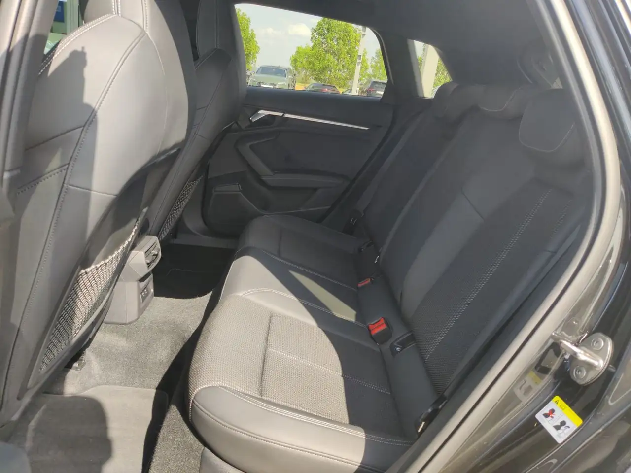 Audi S3 2.0 TFSI q. S-Tronic.,RFK, Temp, Am — معرض صور السيارة 13