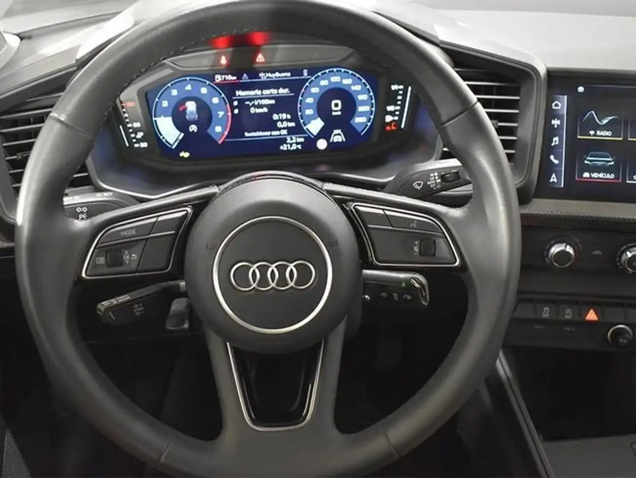 Audi A1 TFSI 95CV Edition — Galerie du véhicule 9