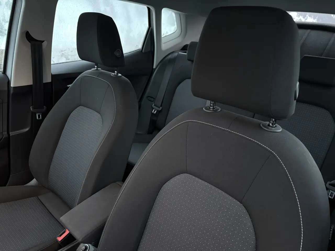 SEAT Arona 1.0 TSI S&S Style DSG7 XM 110 — Vehicle gallery 10