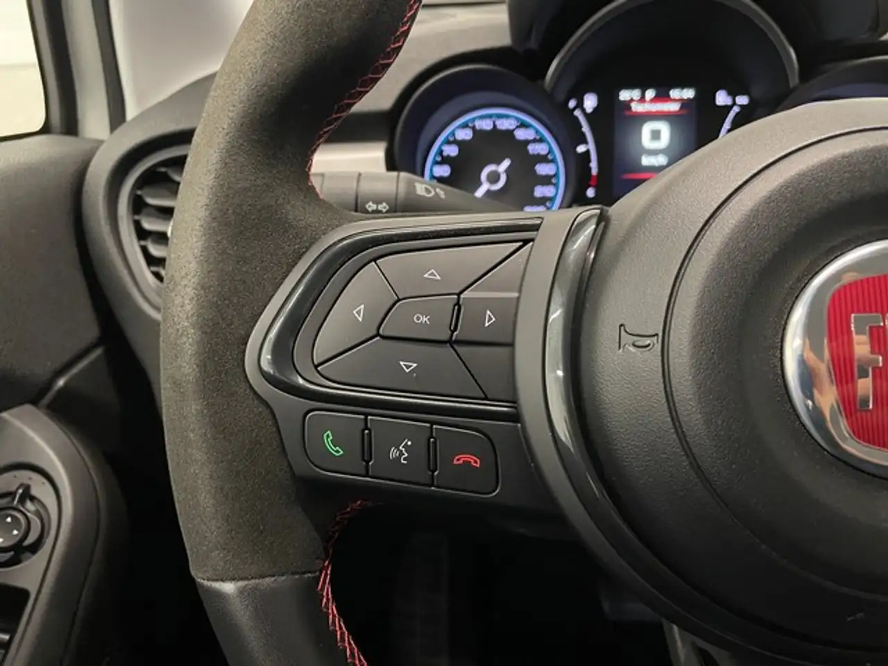 Fiat 500X 1.5 TSI Sport — معرض صور السيارة 14