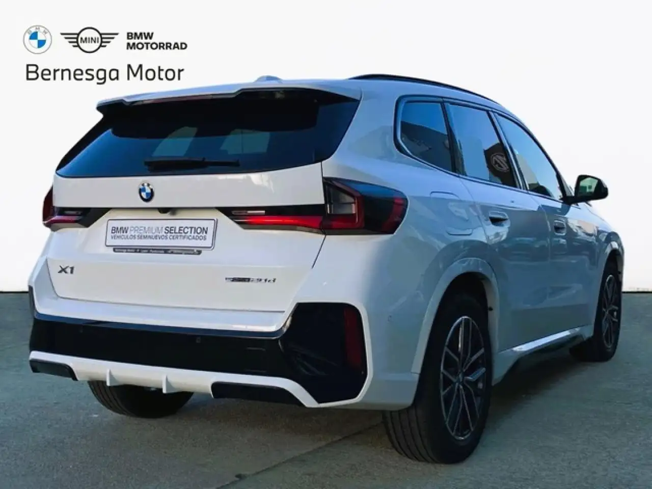 BMW X1 sDrive 20dA — Vehicle gallery 7