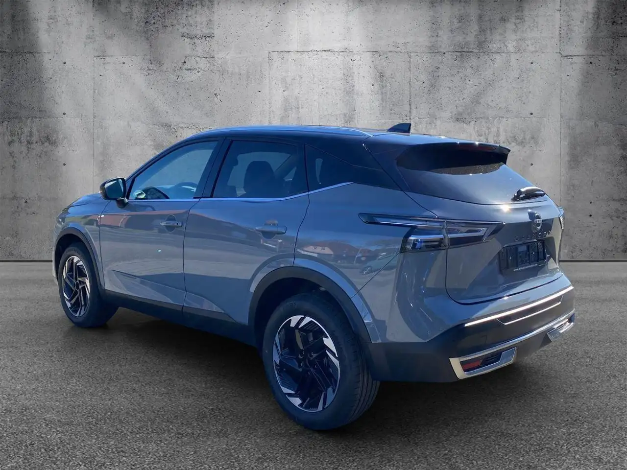 Nissan Qashqai Bi-Color/P.Dach Komfort Paket 18 Zoll — Vehicle gallery 4