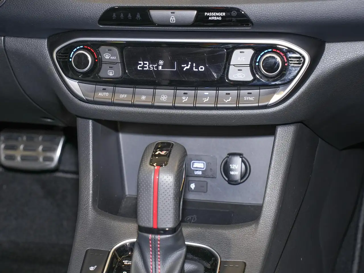Hyundai i30 Kombi 1.5 TGDi DCT N LINE Navi Panoramadach — Galería del vehículo 16