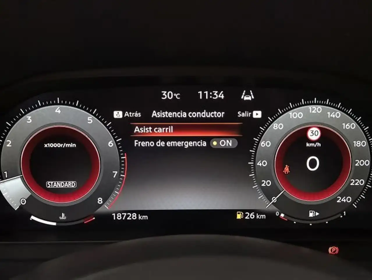 Nissan Juke DIG-T 84 kW (114 CV) 6M/T N-Connecta — معرض صور السيارة 23