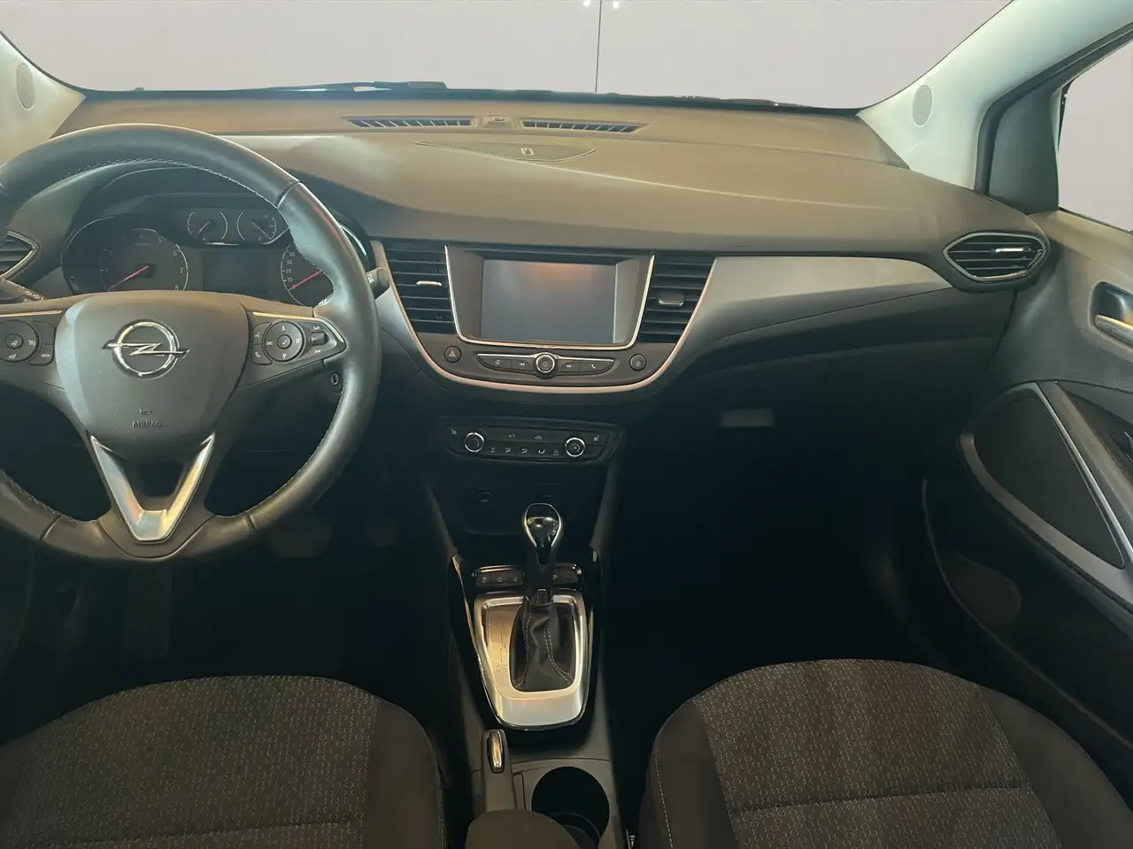Opel Crossland 1.2 Enjoy LED+SHZ+Fernlichtass.+Kam. — Galerie du véhicule 11