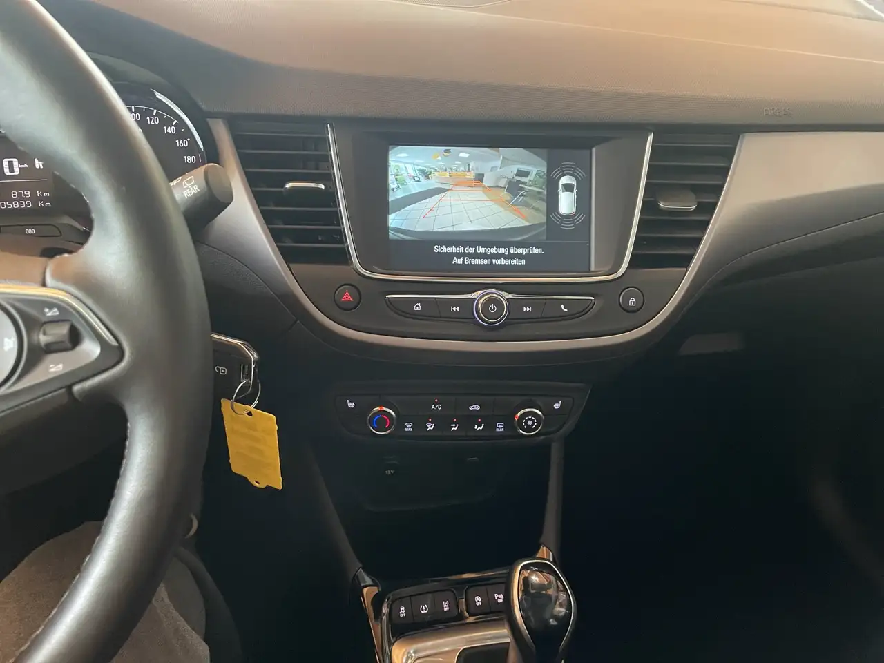 Opel Crossland 1.2 Enjoy LED+SHZ+Fernlichtass.+Kam. — Galerie du véhicule 12