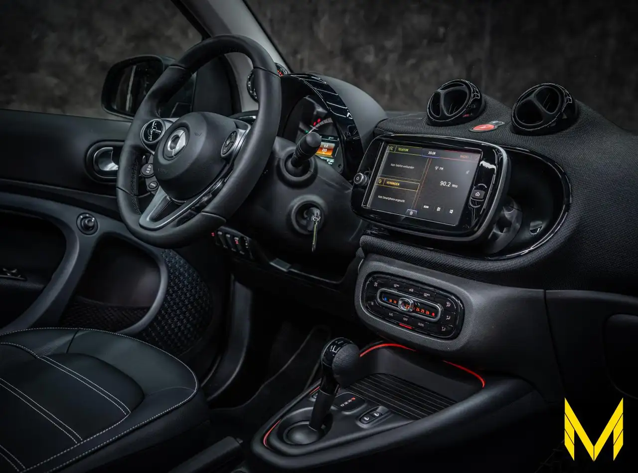 smart forTwo EQ prime EXCLUSIVE:PARKPLATZFINDMASCHINE! — Vehicle gallery 19