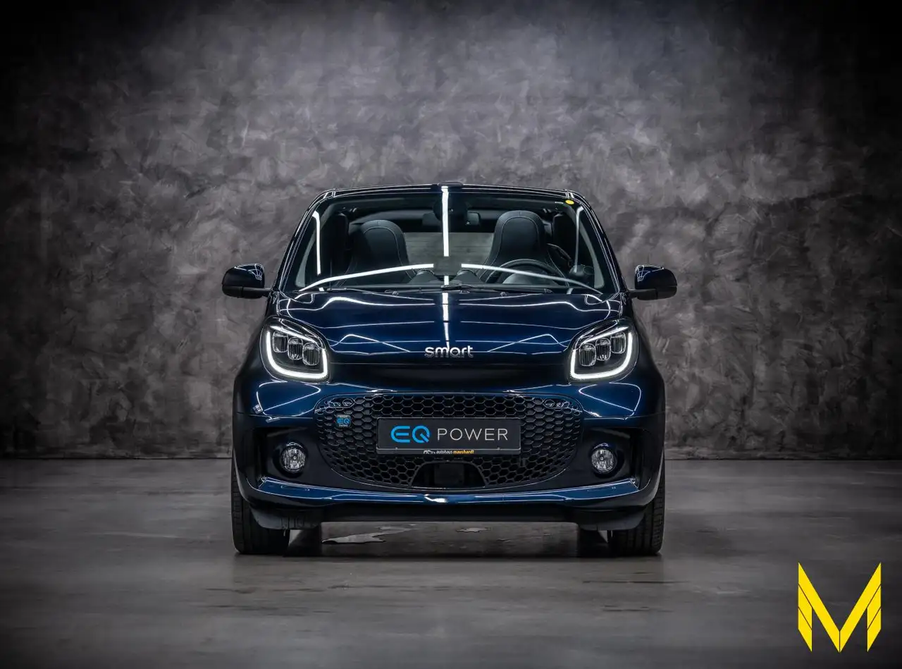 smart forTwo EQ prime EXCLUSIVE:PARKPLATZFINDMASCHINE! — Vehicle gallery 6