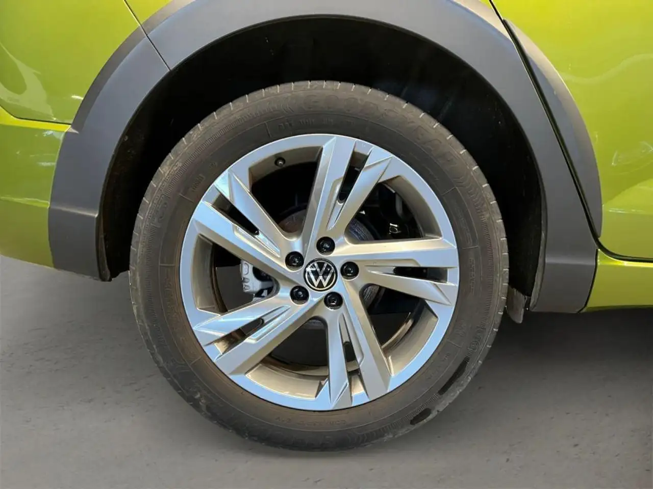Volkswagen Taigo R-Line 1.0 TSI 85kW (115CV) DSG — Vehicle gallery 8
