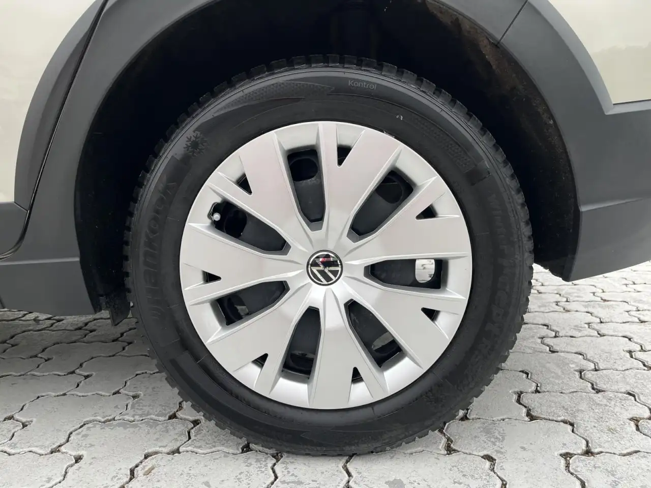 Volkswagen Taigo 1.0 TSI Move DSG (IQLight+NAVI+APP+AHK+ACC+RearVie — Galerie du véhicule 6
