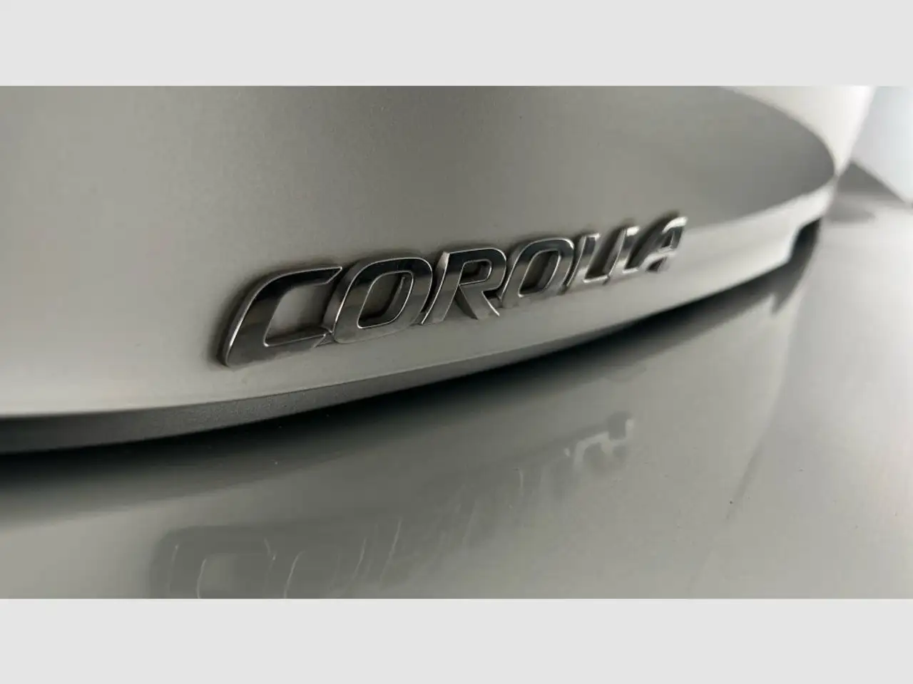 Toyota Corolla 140H Style Edition — Galerie du véhicule 19