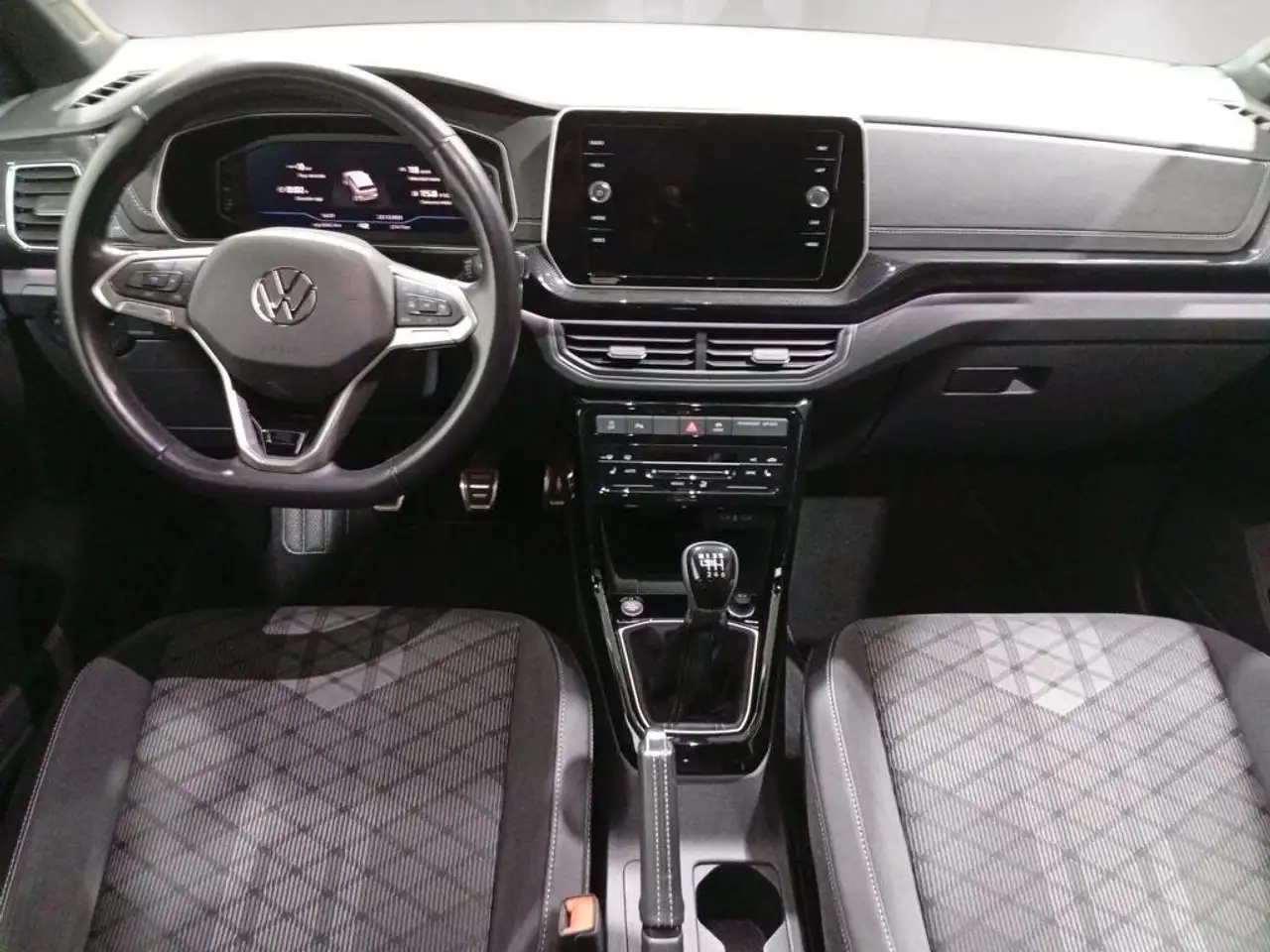 Volkswagen T-Cross 1.0 TSI R-Line 85kW — معرض صور السيارة 4
