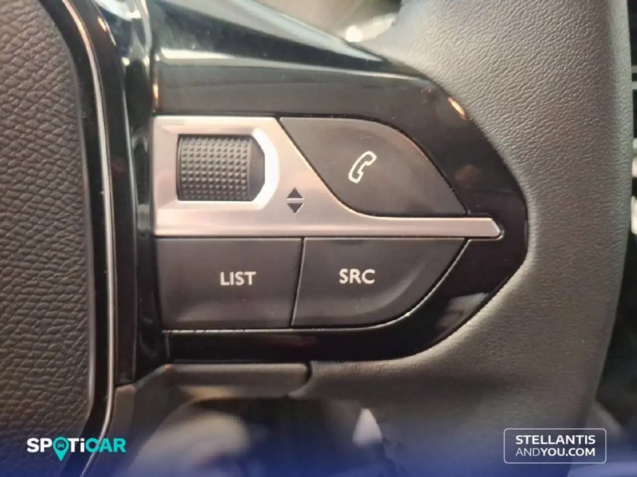 Peugeot 208 1.2 Puretech S&S Style 75 — Galería del vehículo 14
