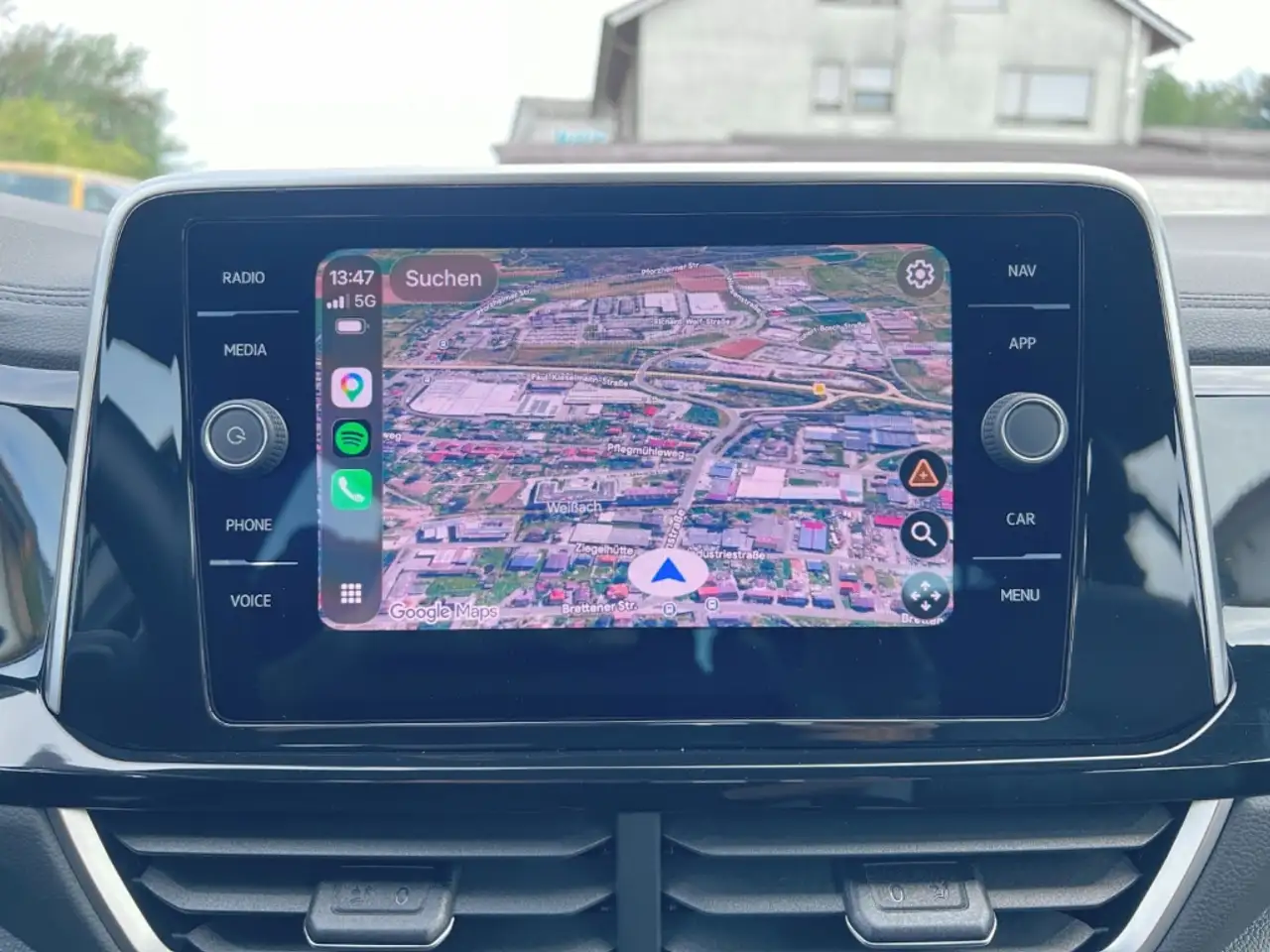 Volkswagen T-Roc 1.5TSI DSG R-Line ACC APP.NAVI LED DCP SHZ PARKASS — Vehicle gallery 21