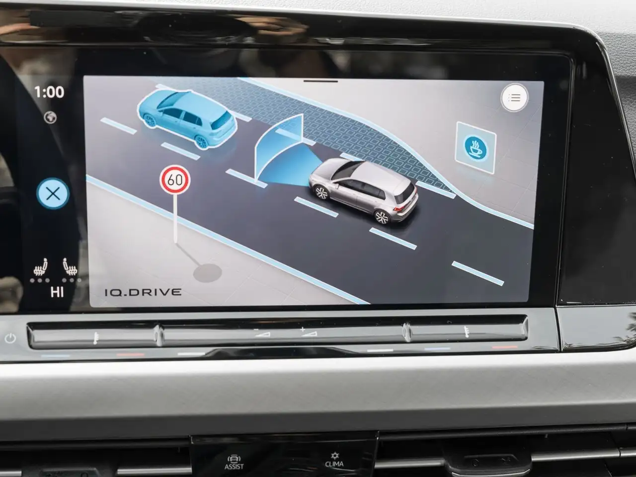 Volkswagen Golf 1.5 TSI LIFE NAVI CLIMA KEYLESS CAR2X LM16 — Galería del vehículo 13