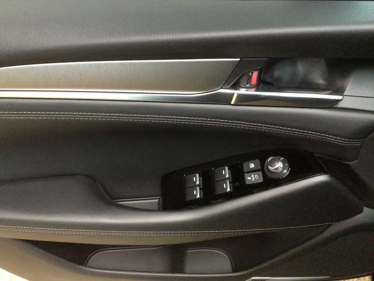 Mazda 6 6 2.5 SKYACTIV-G 194 Exclusive-Line (EURO 6d) BC — Vehicle gallery 12