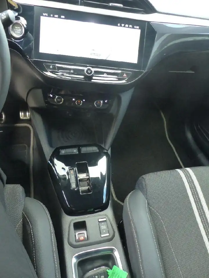 Opel Corsa GS — Vehicle gallery 11