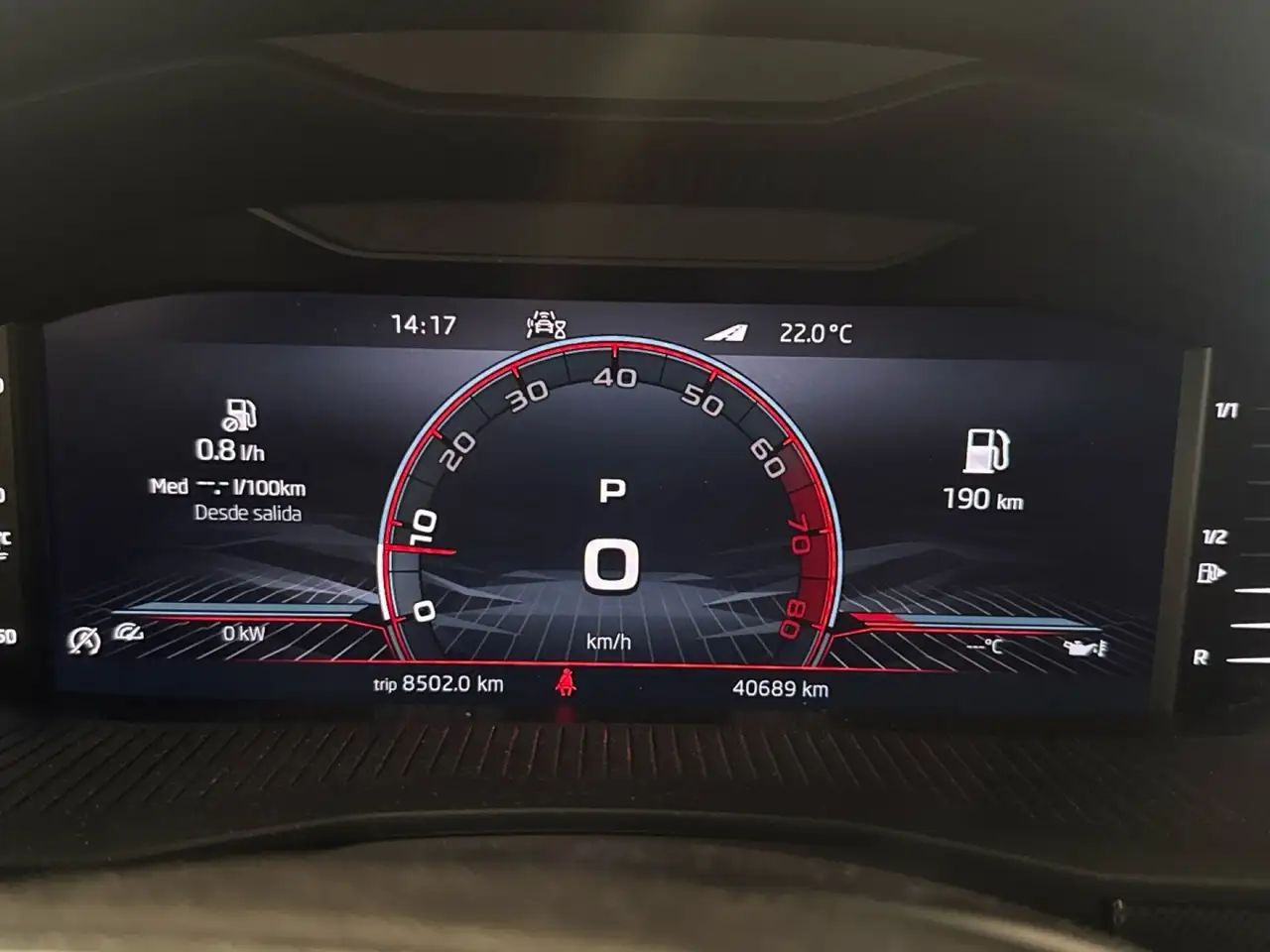 Skoda Scala 1.5 TSI Monte Carlo DSG 110kW — معرض صور السيارة 9
