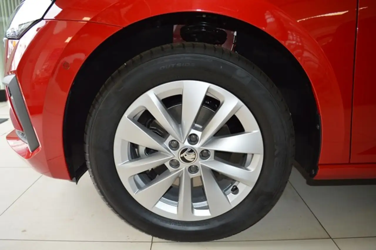 Skoda Scala Selection 1.0 TSI DSG Navi ACC Rückfahrkamera — Vehicle gallery 14
