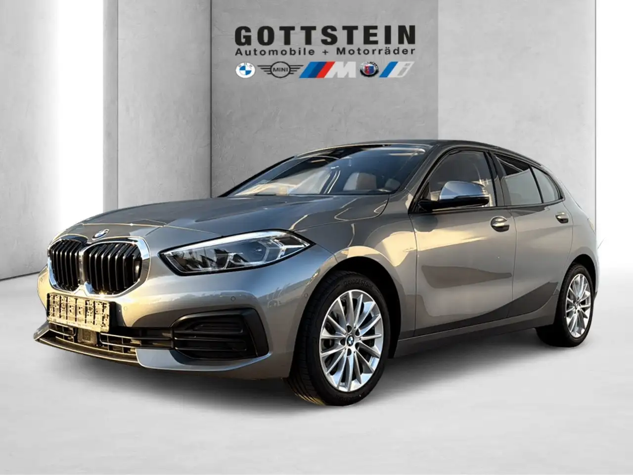BMW 118 i 5-Türer Advantage Shadow Line — Waldshut-Tiengen