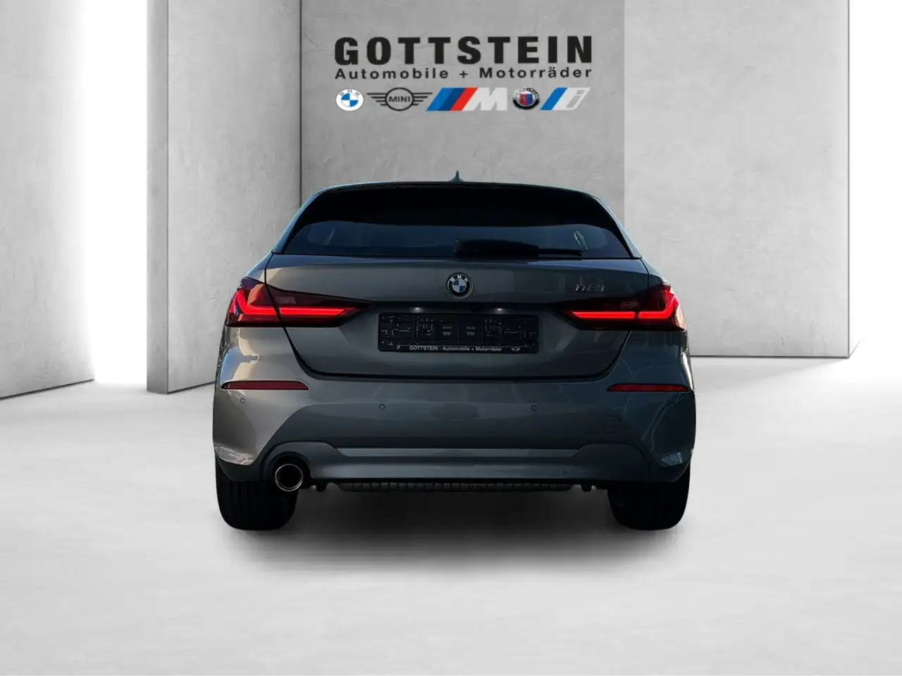 BMW 118 i 5-Türer Advantage Shadow Line — Galerie du véhicule 24