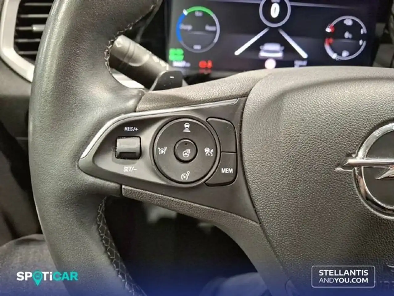 Opel Grandland 1.6T Plug-in Hybrid AT8 S/S 4X2 GS — معرض صور السيارة 21