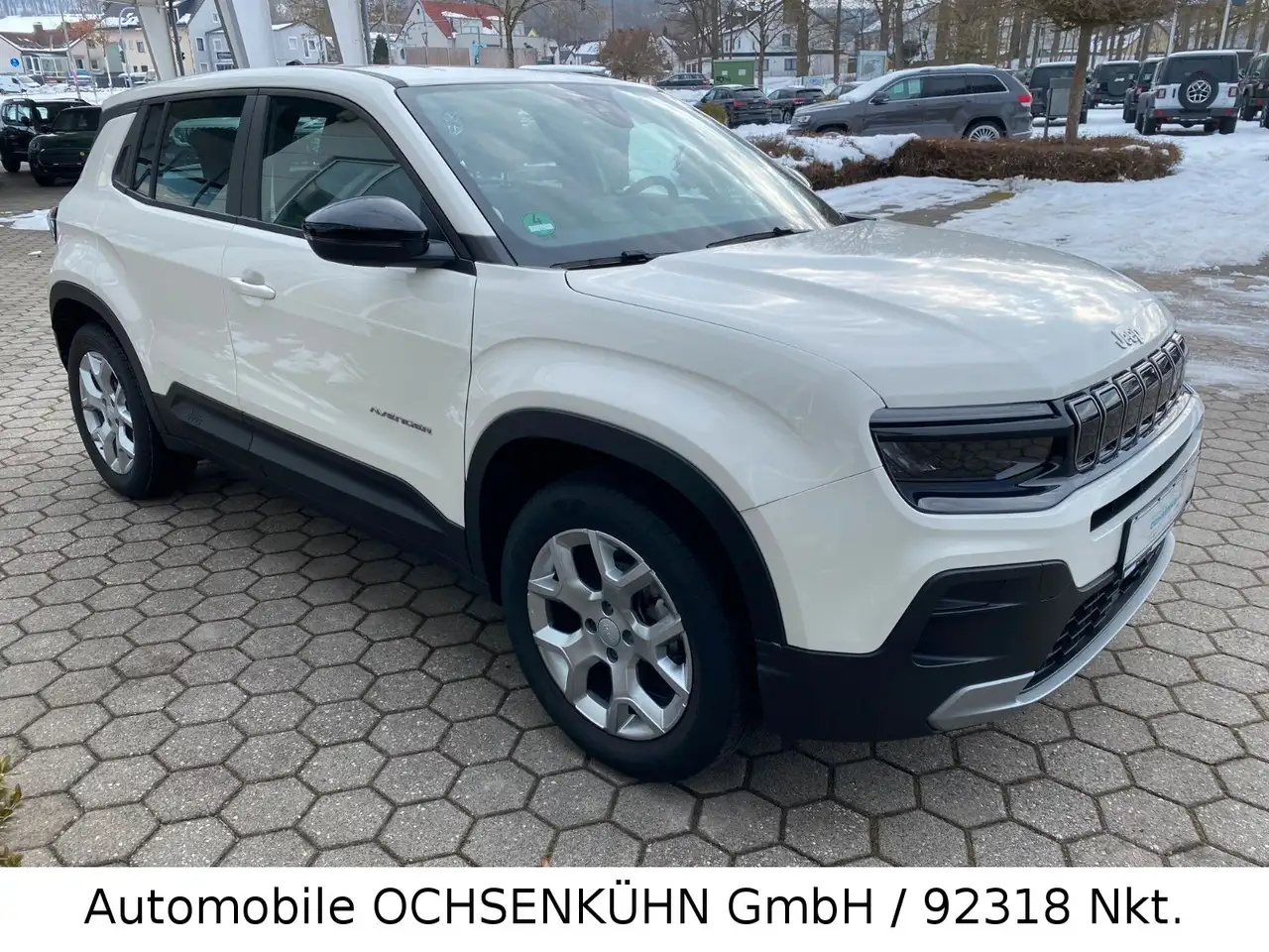 Jeep Avenger 1.2 Altitude / Nav., Kamera, el. Heckkl. — معرض صور السيارة 4