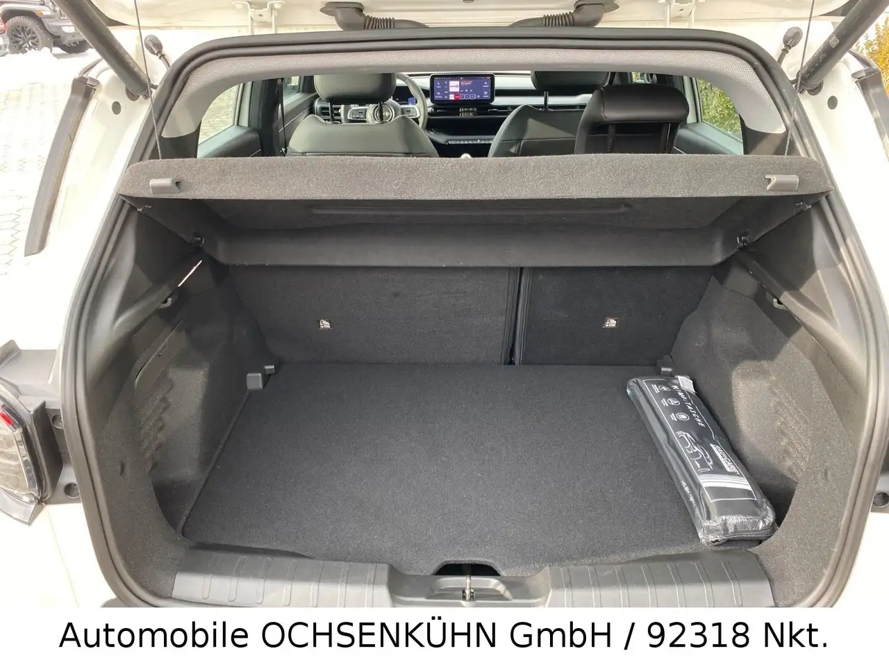 Jeep Avenger 1.2 Altitude / Nav., Kamera, el. Heckkl. — معرض صور السيارة 13