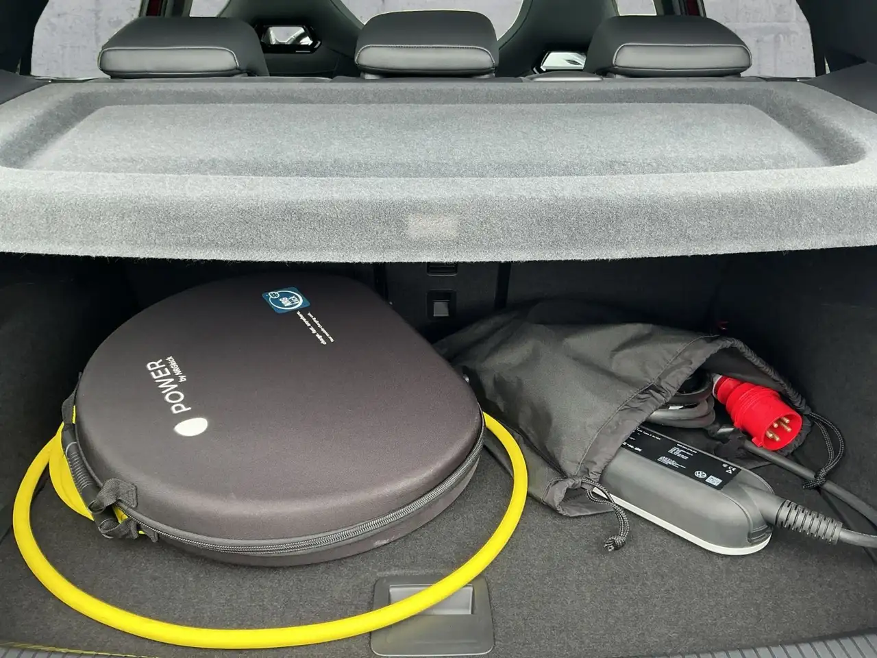 Volkswagen ID.3 GTX 240kw (84kwh) MATRIX+AHK+PANO+HuD+360° — معرض صور السيارة 14