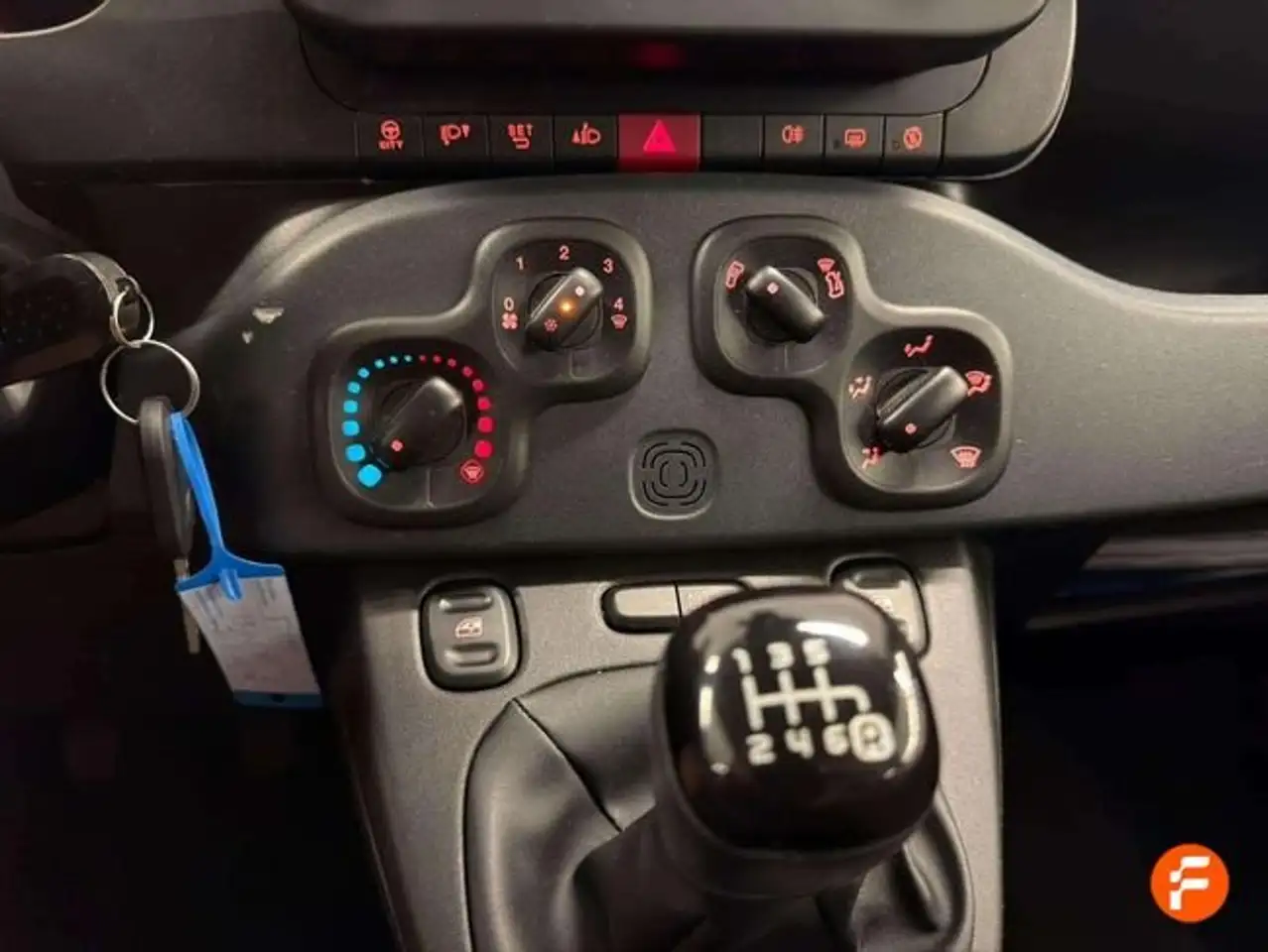 Fiat Panda Hybrid 1.0 GSE Van — Vehicle gallery 18
