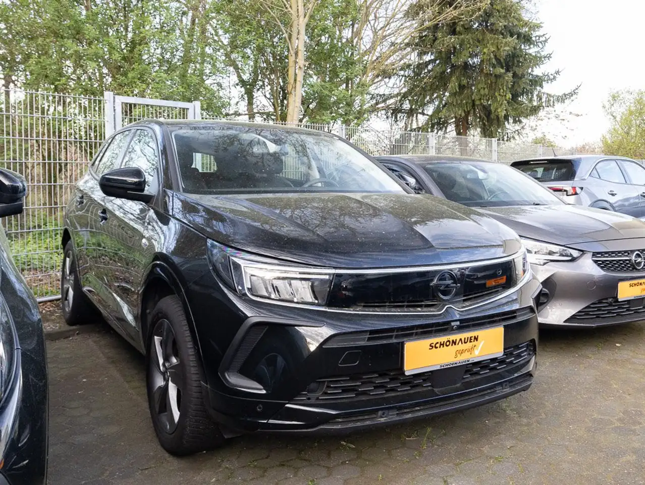 Opel Grandland GS Line +360+PDC+L/SHZ+CARPLAY+NAV+PLA+ — معرض صور السيارة 4
