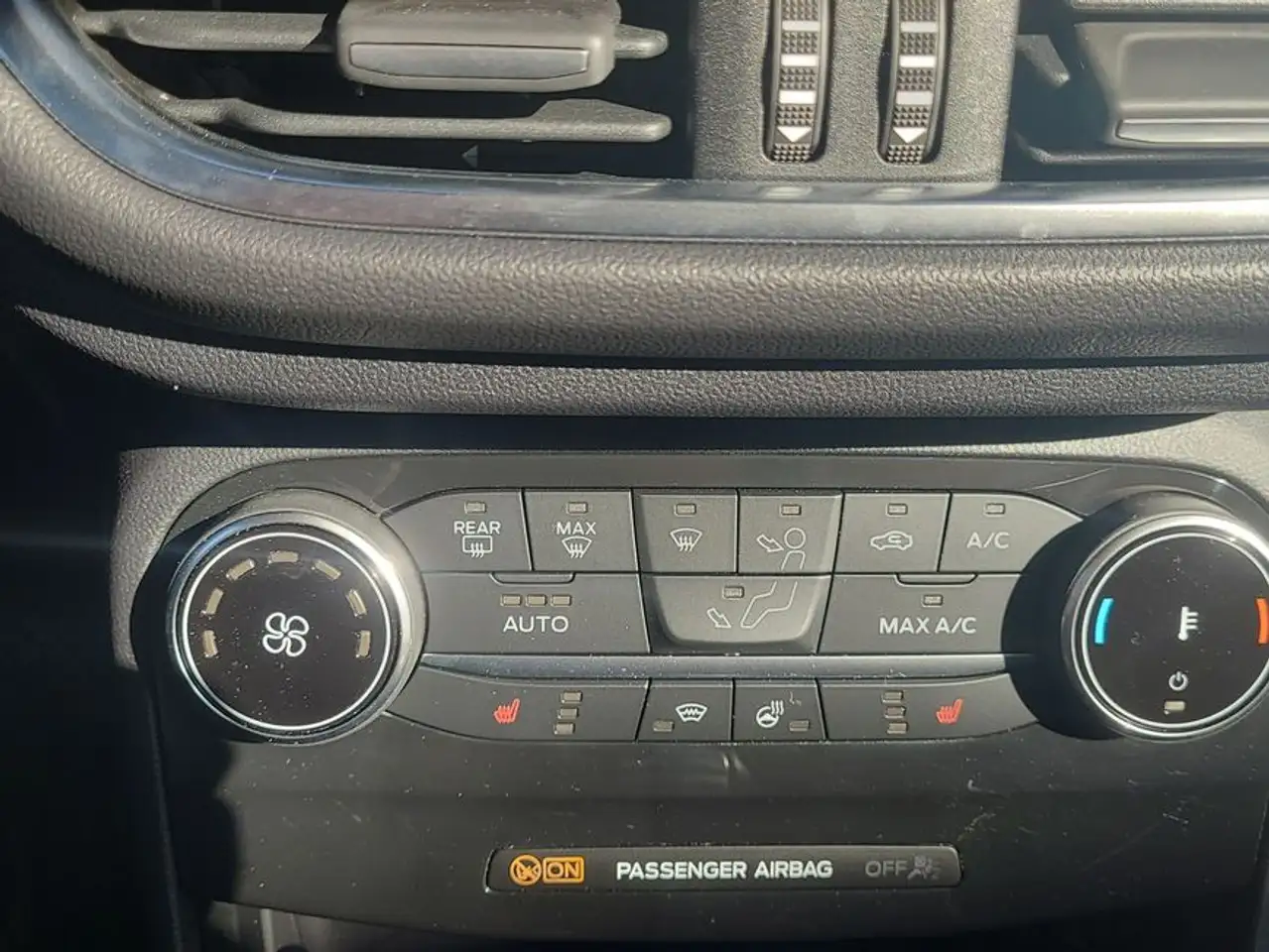 Ford Puma 1.0 EcoBoost Mild Hybrid ST-Line S/S — معرض صور السيارة 13