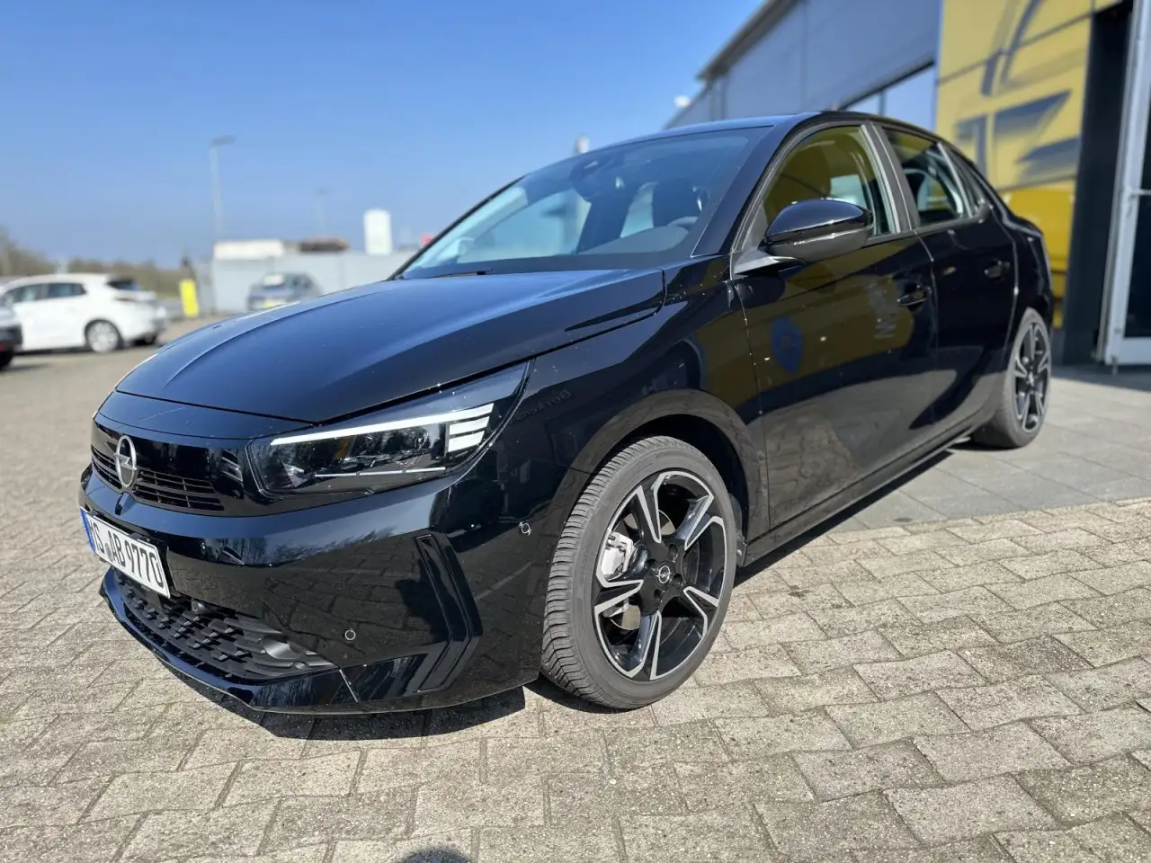 Opel Corsa 1.2 Edition ** Tech-Paket/Komfort-Paket ** — Galería del vehículo 6