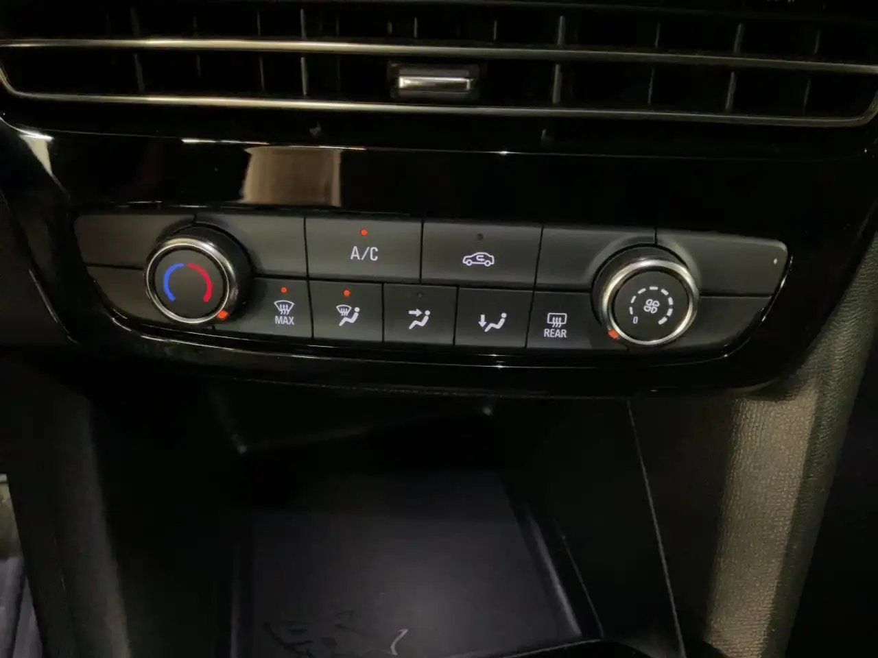 Opel Mokka 1.2 Turbo Elegance LED+Fernlichtass.+Kam. — معرض صور السيارة 16