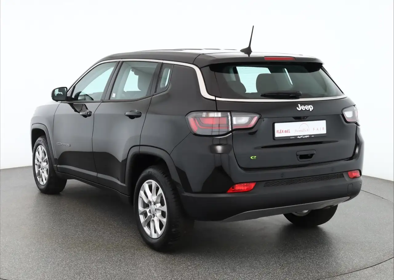Jeep Compass 1.5 M-Hybrid Altitude LED Teilleder 360° — معرض صور السيارة 3