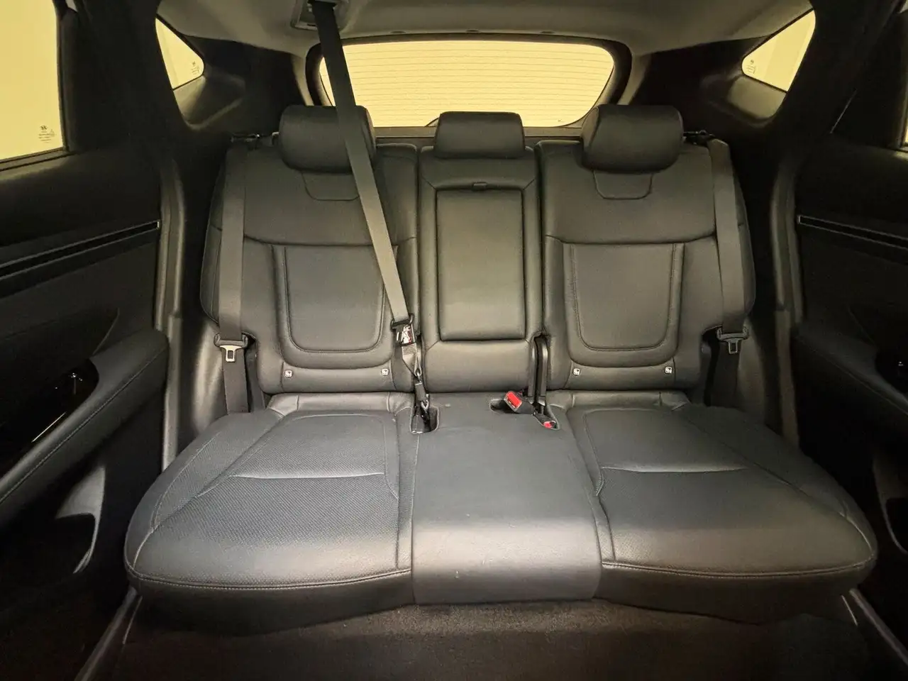 Hyundai TUCSON 1.6 T-GDI Prime|4WD|Navi|CAM|Pano — Galerie du véhicule 16