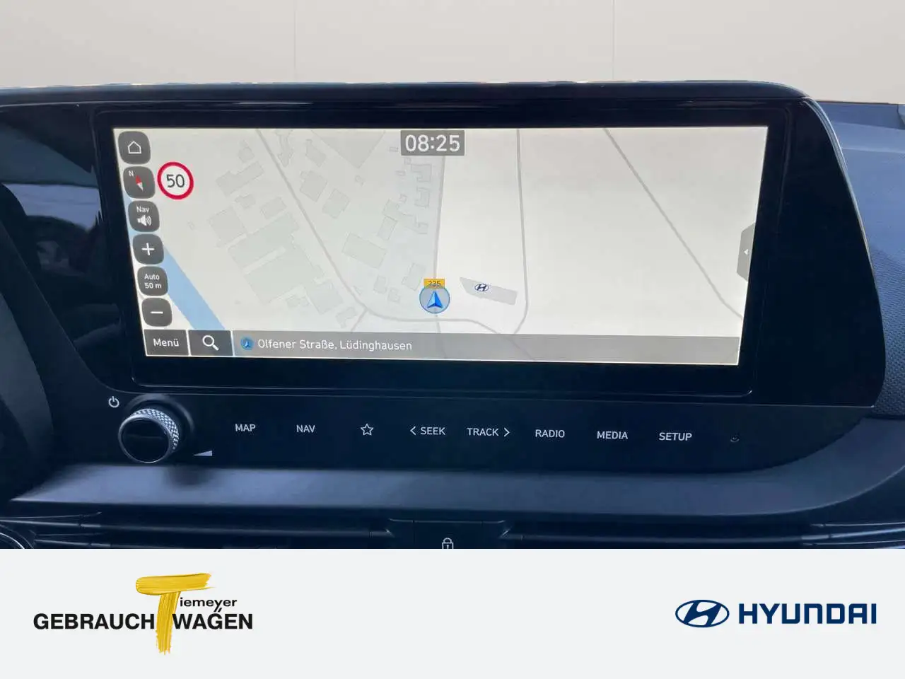 Hyundai i20 Trend Turbo Komfort & Licht Paket Navi LED — Vehicle gallery 15